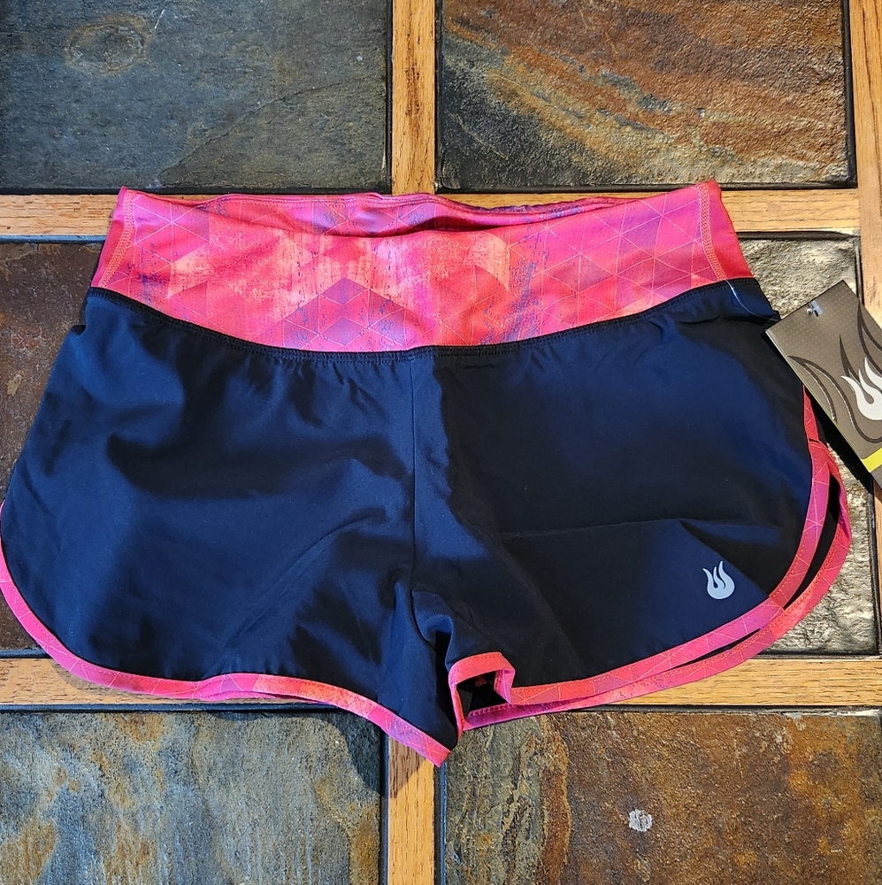 NWT Solfire Peak Running Reflective Shorts Small